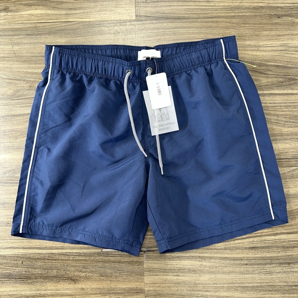 Men's XL Swim Trunks NWT Navy   (Hidden Pattern Becomes Visible When Wet)
